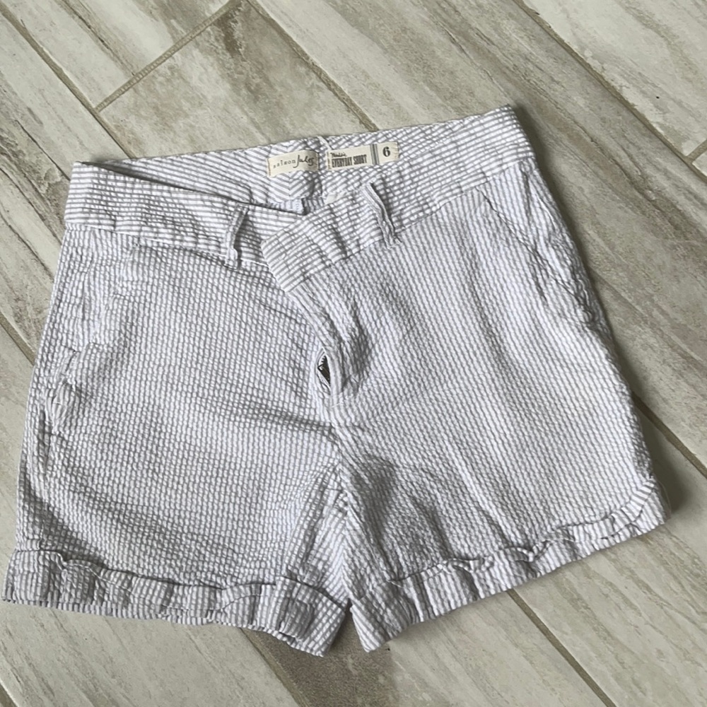 Adorable gray SearsSucker shorts